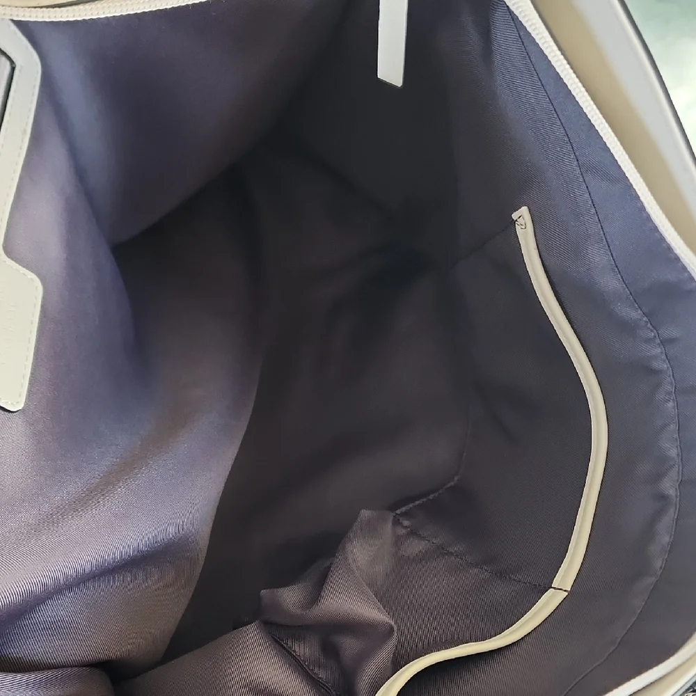 Simply Vera Vera Wang White Tote Bag - Picture 9 of 13